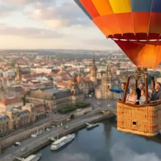 Ballonfahrt durch Dresden mit Ansicht der Altstadt
