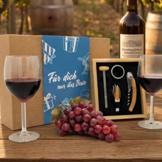 Geschenkbox für Weinerlebnisse steht beim Weinberg