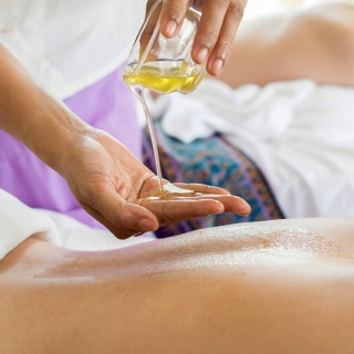 Massage mit öl in Dresden
