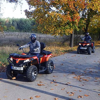 quad auf dem Landweg in der Oberlausitz