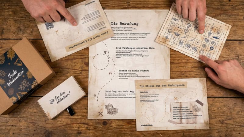 Ansicht auf den Inhalt einer Rätselbox mit spannenden Aufgaben zum Lösen.